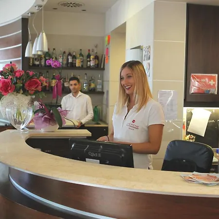 Ξενοδοχείο Internazionale 3*